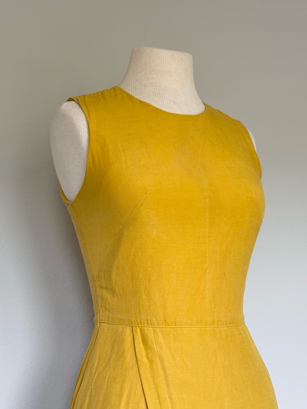Kain Label Silk Linen Blend Shift Dress Mustard Yellow Back Zip Sz 0 Made in USA